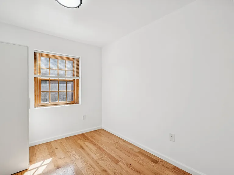 1223 Spruce St #3F — Photo 17