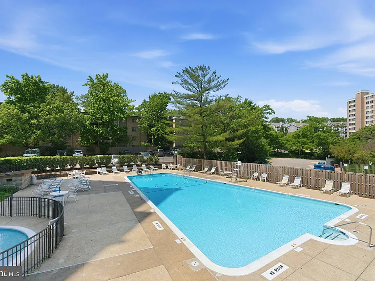 5340 Holmes Run Pkwy #1519 — Photo 22