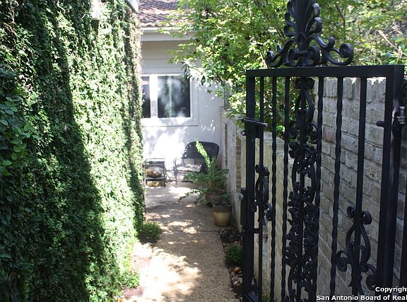 2nd image of 11726 Caprock St