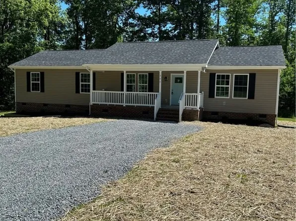399 Countryside Dr, Saluda, VA 23149