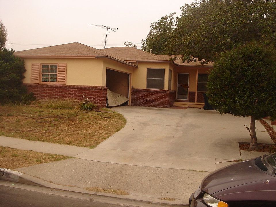 1st image of 3629 W 118th St