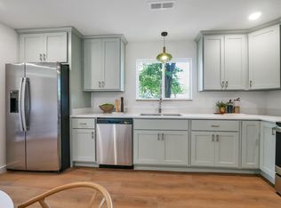 145 Oak Ave, Trenton, GA 30752