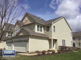 621 Buckboard Ln, Sycamore, IL 60178