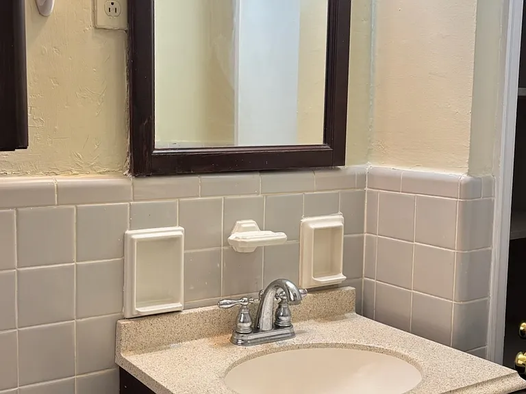 6910 Murray Ave — Photo 13
