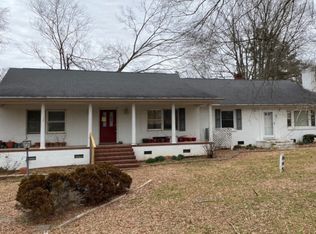 895 Oxford Rd, Roxboro, NC 27573