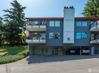 140 E North Camano Dr APT 22, Camano Island, WA