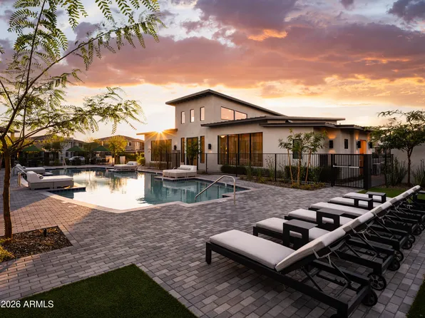 2121 W SONORAN DESERT Drive #162, Phoenix, AZ 85085