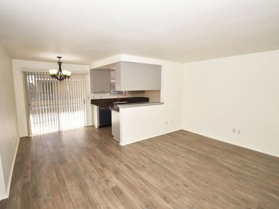 9872 Highland Ave Unit B, Rancho Cucamonga, CA, 91737