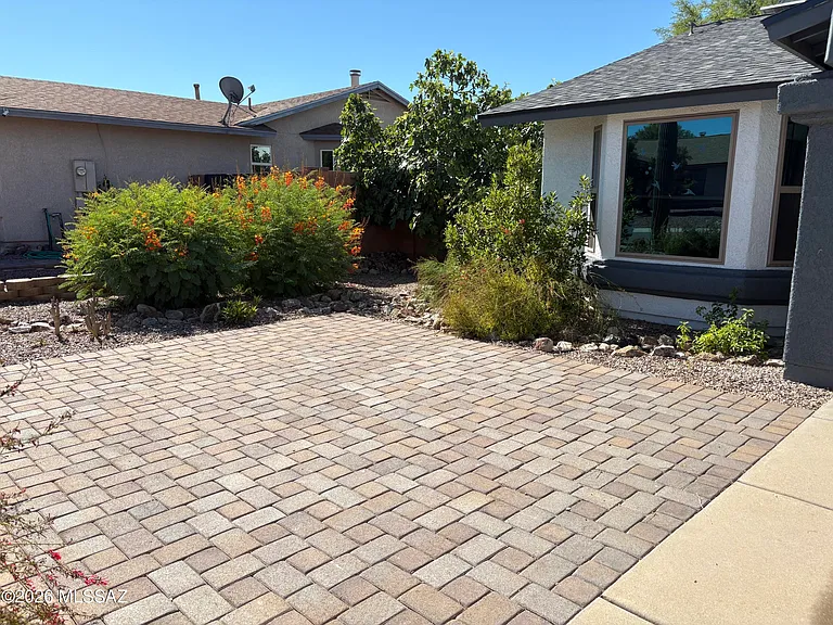 4805 W Bayberry St — Photo 2