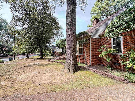 2nd image of 5050 Cole Rd