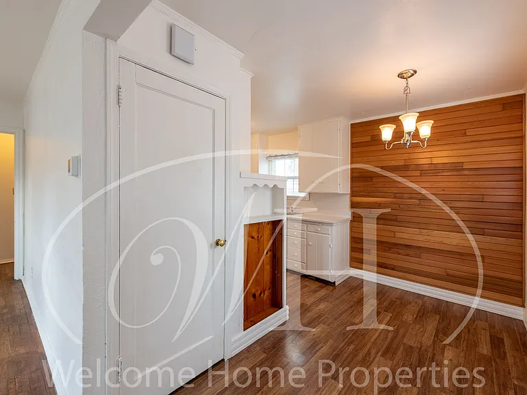 1432 Bonsella St — Photo 6