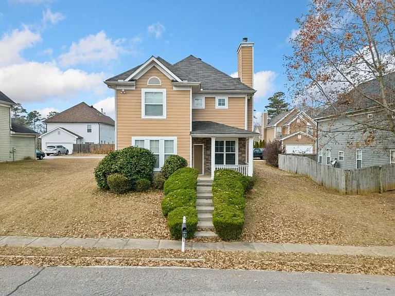 3050 Raven Trce — Photo 1