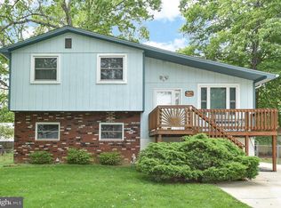 1636 Riverdale Dr, Edgewater, MD 21037