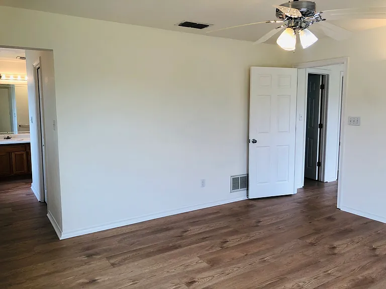 15171 Mitchell Bend Ct — Photo 22