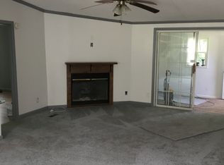 3026 Docs Rd, Spring Lake, NC 28390