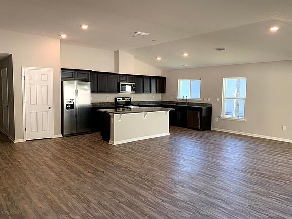 4th image of 50 Coastal Village Ln