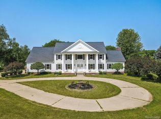 1693 Townsend Rd, Leonard, MI 48367