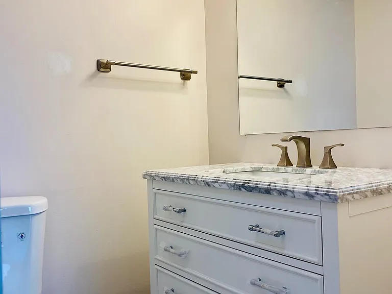 8380 Greensboro Dr #519 — Photo 10