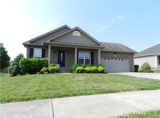 212 Hedgeway Ct, Gallatin, TN 37066