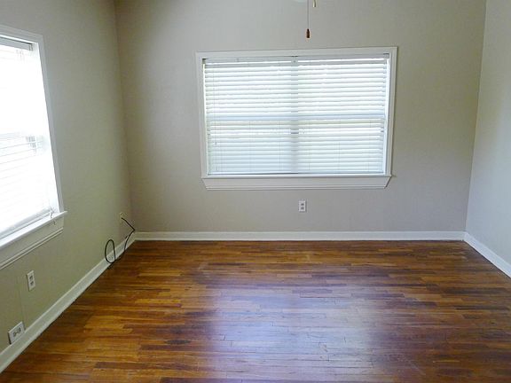 5th image of 310 Gardner Dr