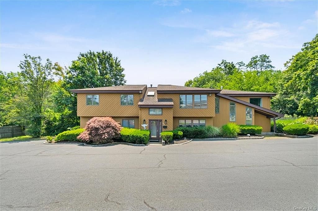 28 Bardonia Road, Bardonia, NY 10954 Zillow