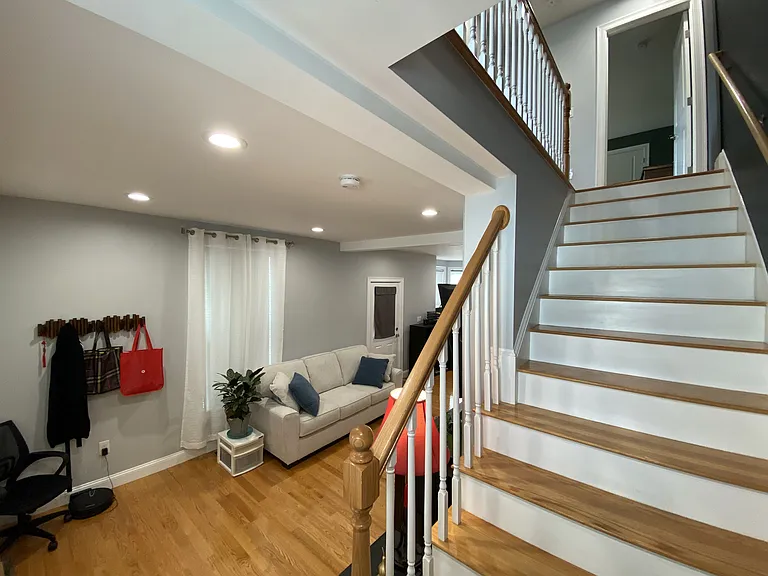 25-27 Albion St #2 — Photo 11