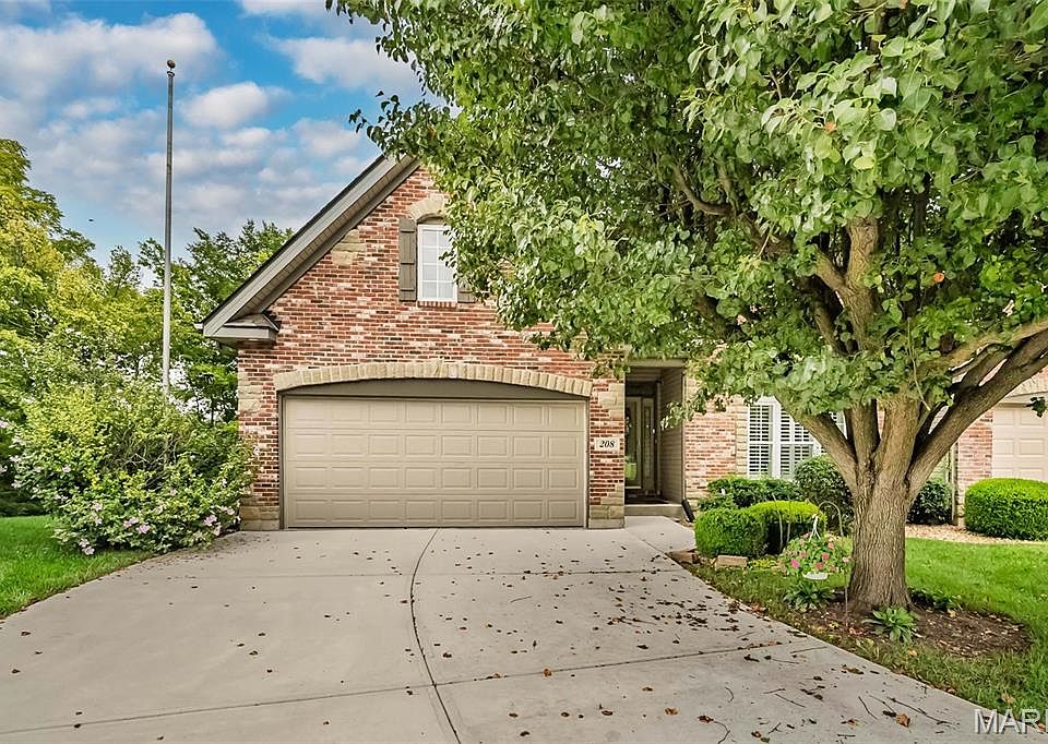 1st image of 208 Strawberry Fields Ct