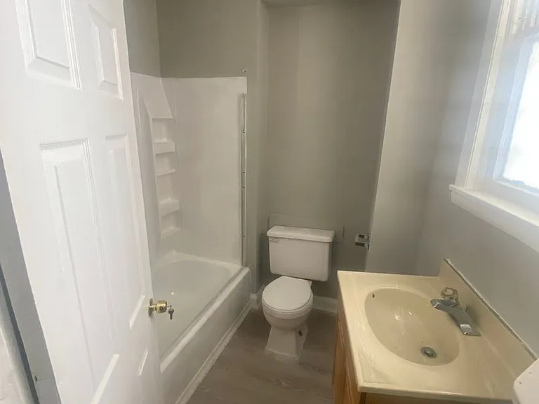 1706 N Bentalou St — Photo 6