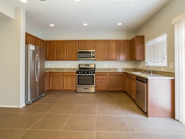 1409 Arc Dome Ave — Photo 5