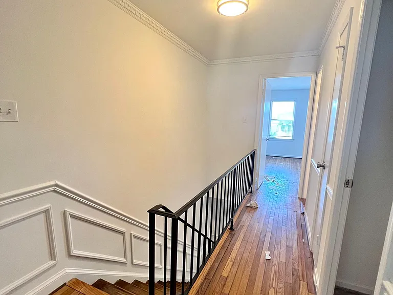 758 7th St SE #B — Photo 11