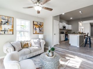 410 S Grand Ave, Gainesville, TX 76240