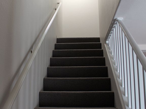 5th image of 505 Manhattan Beach Blvd APT 11