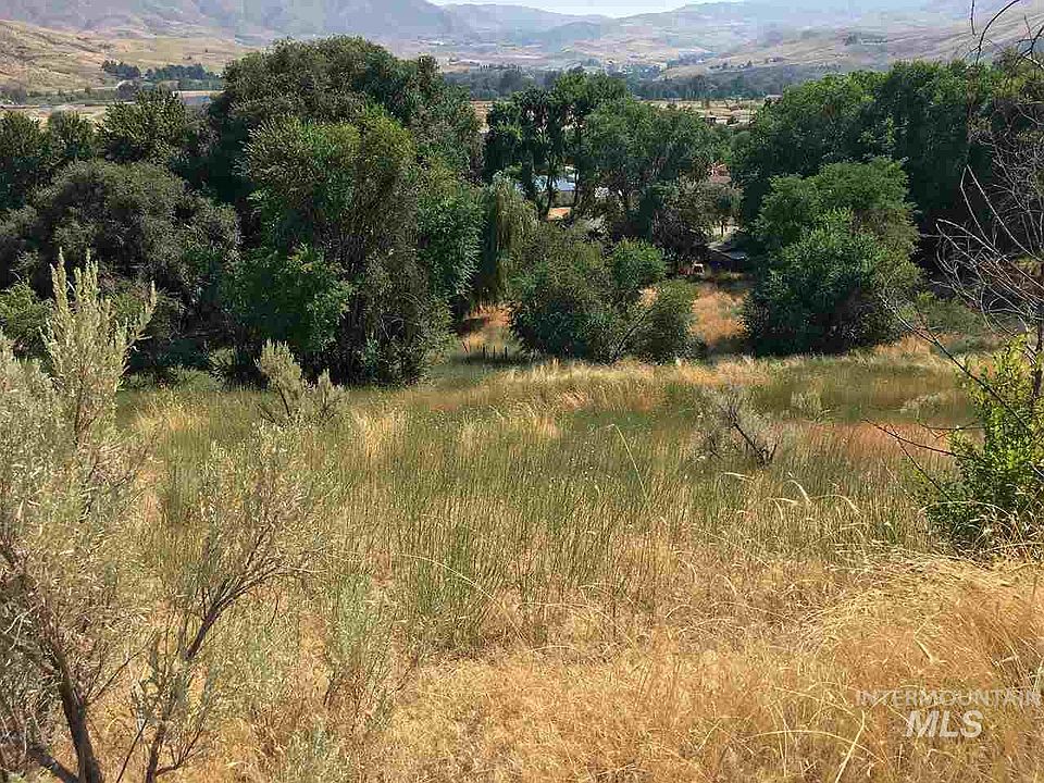 2nd image of Tbd S Riverside Dr