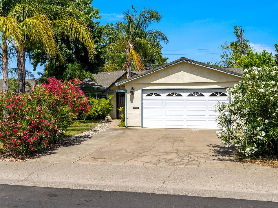1st image of 5830 Woodleigh Dr