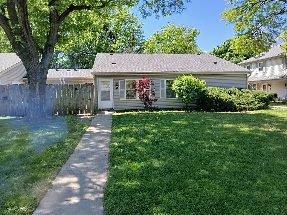 1st image of 12 Fernwood Dr #O