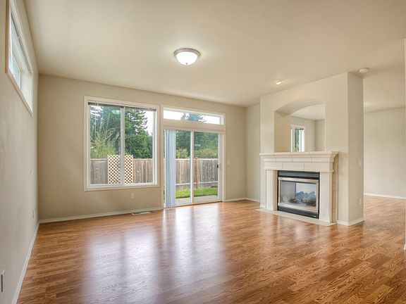 5th image of 4414 5th Ave NW