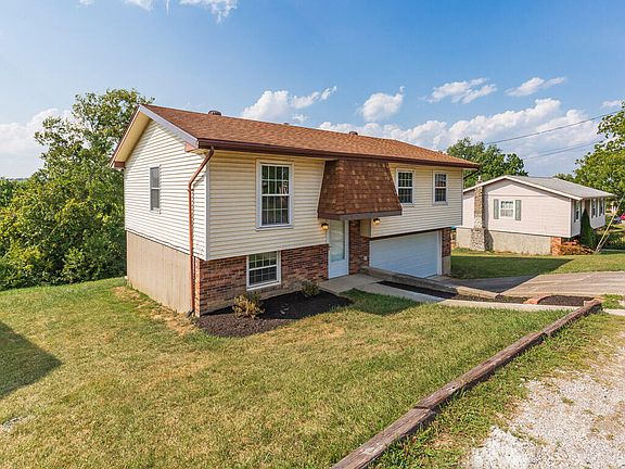 2nd image of 7008 Backus Dr