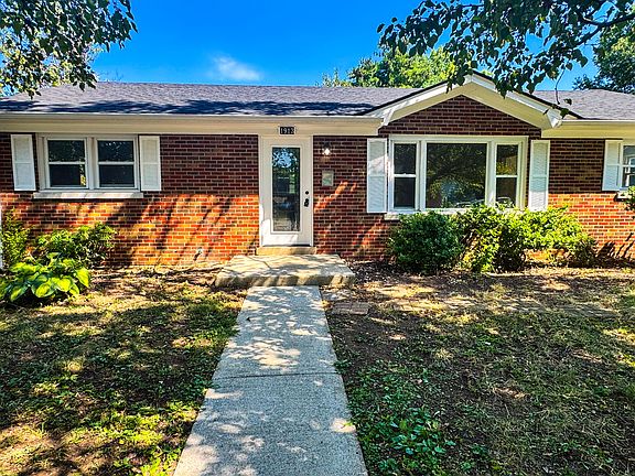 4th image of 1913 Seven Pines Dr