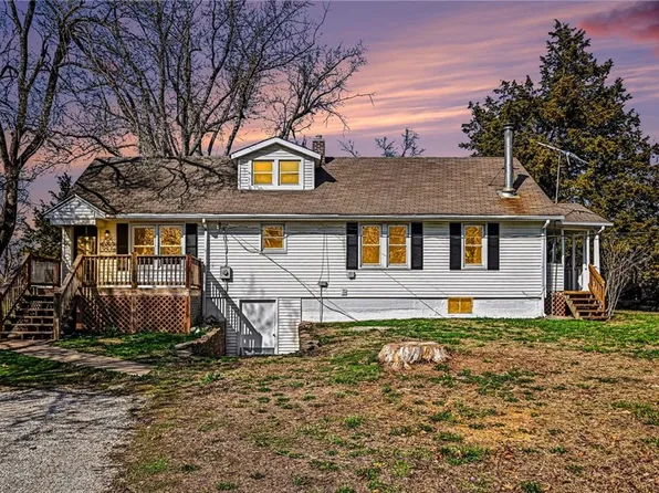 3806 S Outer Belt Rd, Oak Grove, MO 64075