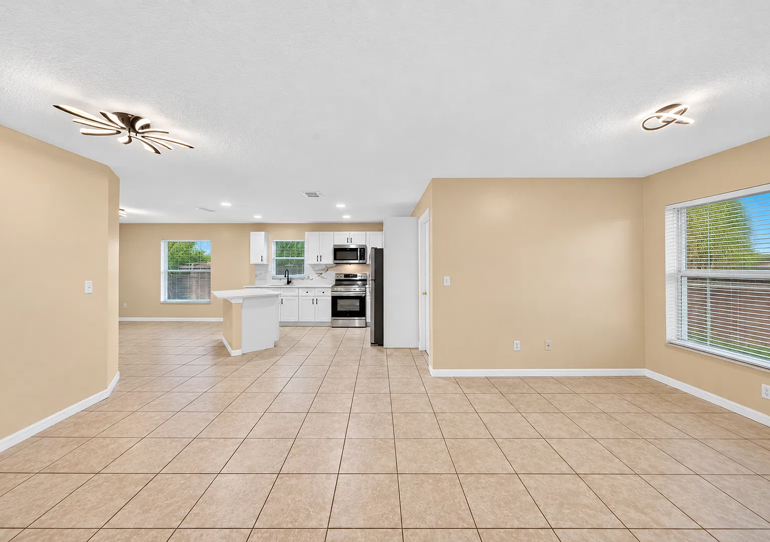 Remodeled 3-Bedroom Home in Holly Hill — Photo 3
