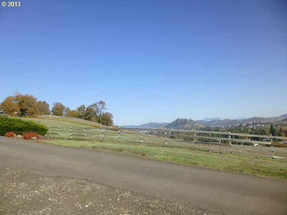 2nd image of 419 Country Hill Dr