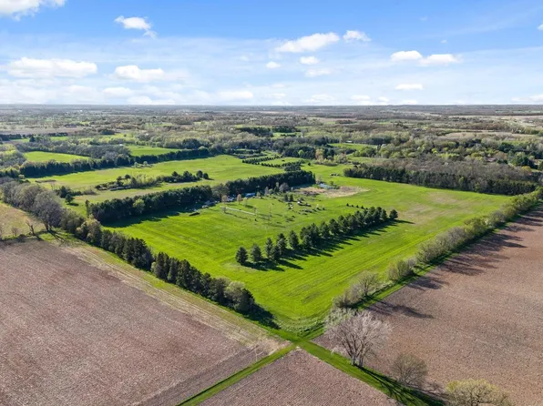 5505 GRANDVIEW ROAD, Larsen, WI 54947