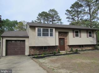 134 Fenimore Dr, Williamstown, NJ 08094