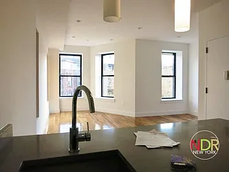 Rented by Next Door Realty NYC