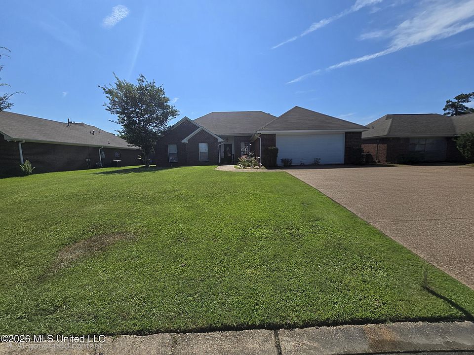 1st image of 606 Summer Pl