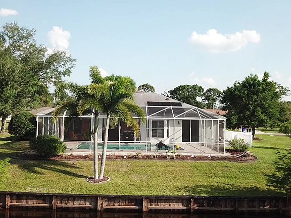 Seawall/Pool enclosure