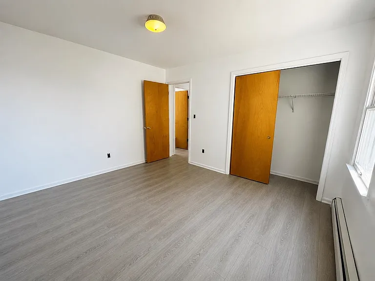 173 W 21st St #3 — Photo 7