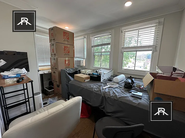 155 Foster St #2F — Photo 8
