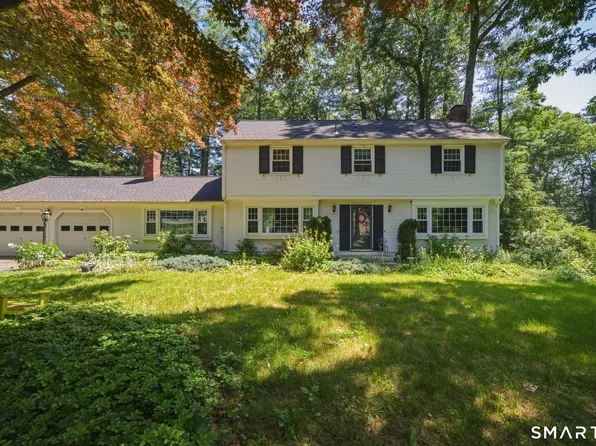 32 Fox Den Rd, Avon, CT 06001