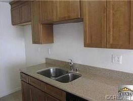 3rd image of 20327 Saticoy St Unit 211